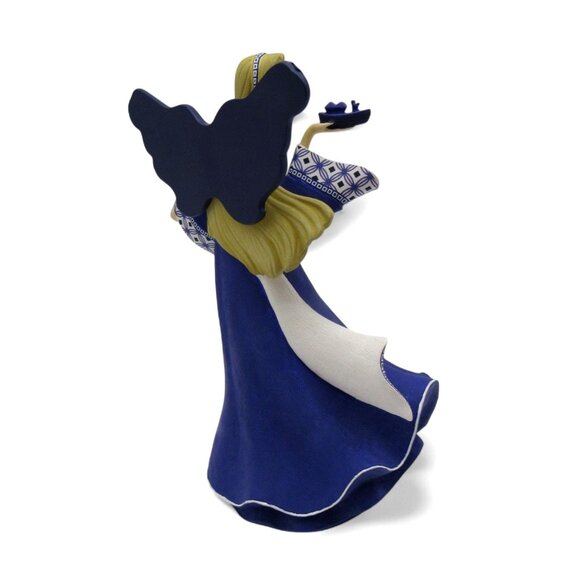 HAMILTON COLLECTION Blue Willow Sending Gentle Breezes Angel Figurine - Picture 8 of 12